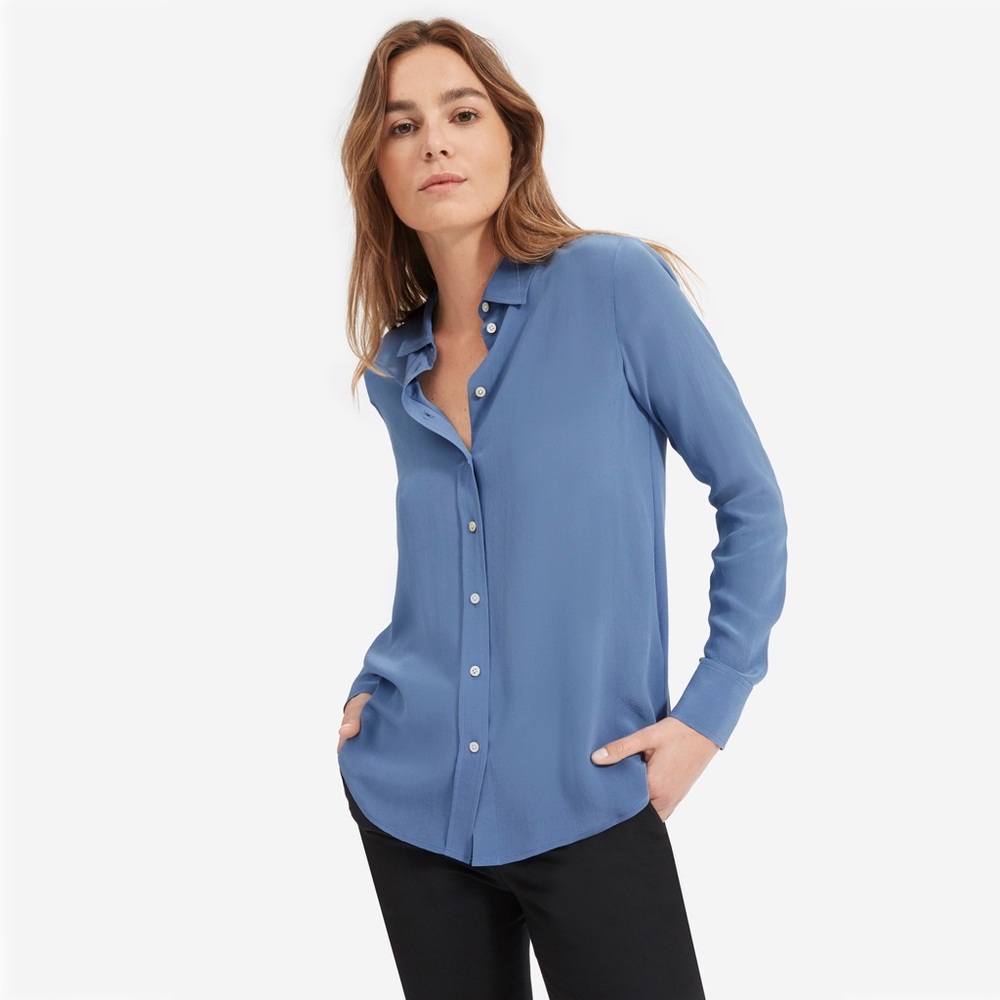 NEW Everlane size 0 blue silk shirt